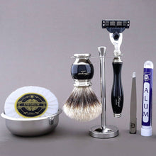 Load image into Gallery viewer, Haryali&#39;s Vase Range Shaving Kit - HARYALI LONDON